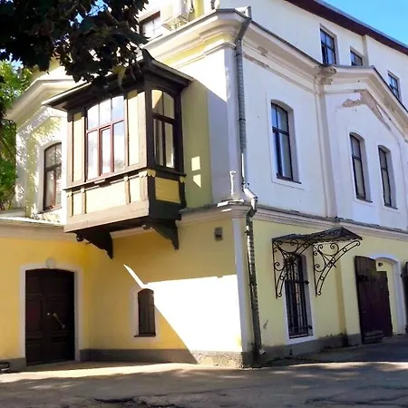 Studio, Fireplace, Super Location, Free Parking *